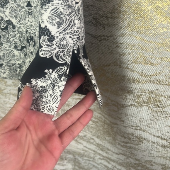 H&M Black And White Patterned Pencil Knee Length Skirt Size 10 - Picture 5 of 15